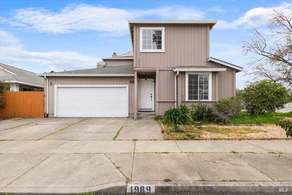1989 Seville Street Santa Rosa CA 95403