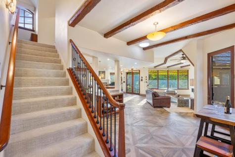 1105 White Oak Drive Santa Rosa CA 95409