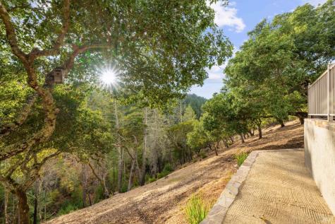 1105 White Oak Drive Santa Rosa CA 95409