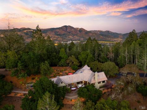 1105 White Oak Drive Santa Rosa CA 95409