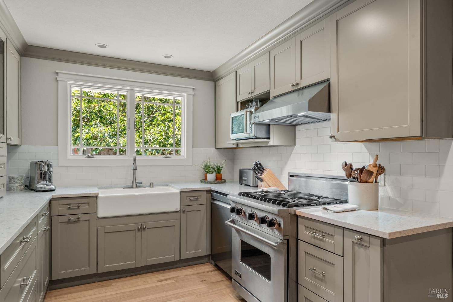 1739 Park Street St. Helena CA 94574
