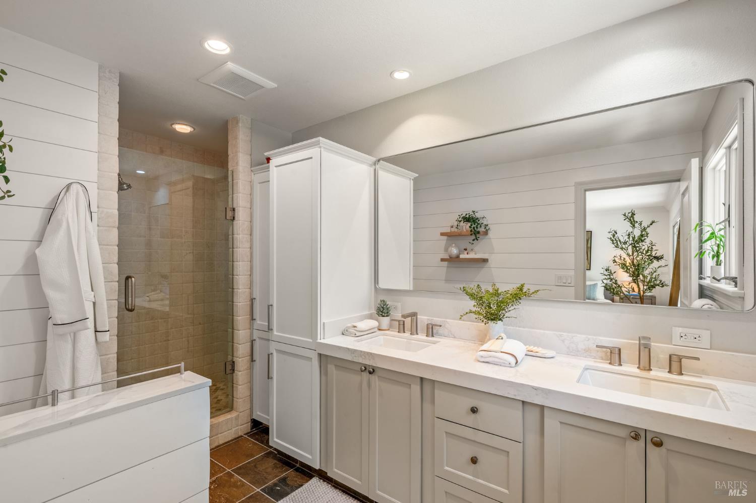 1739 Park Street St. Helena CA 94574