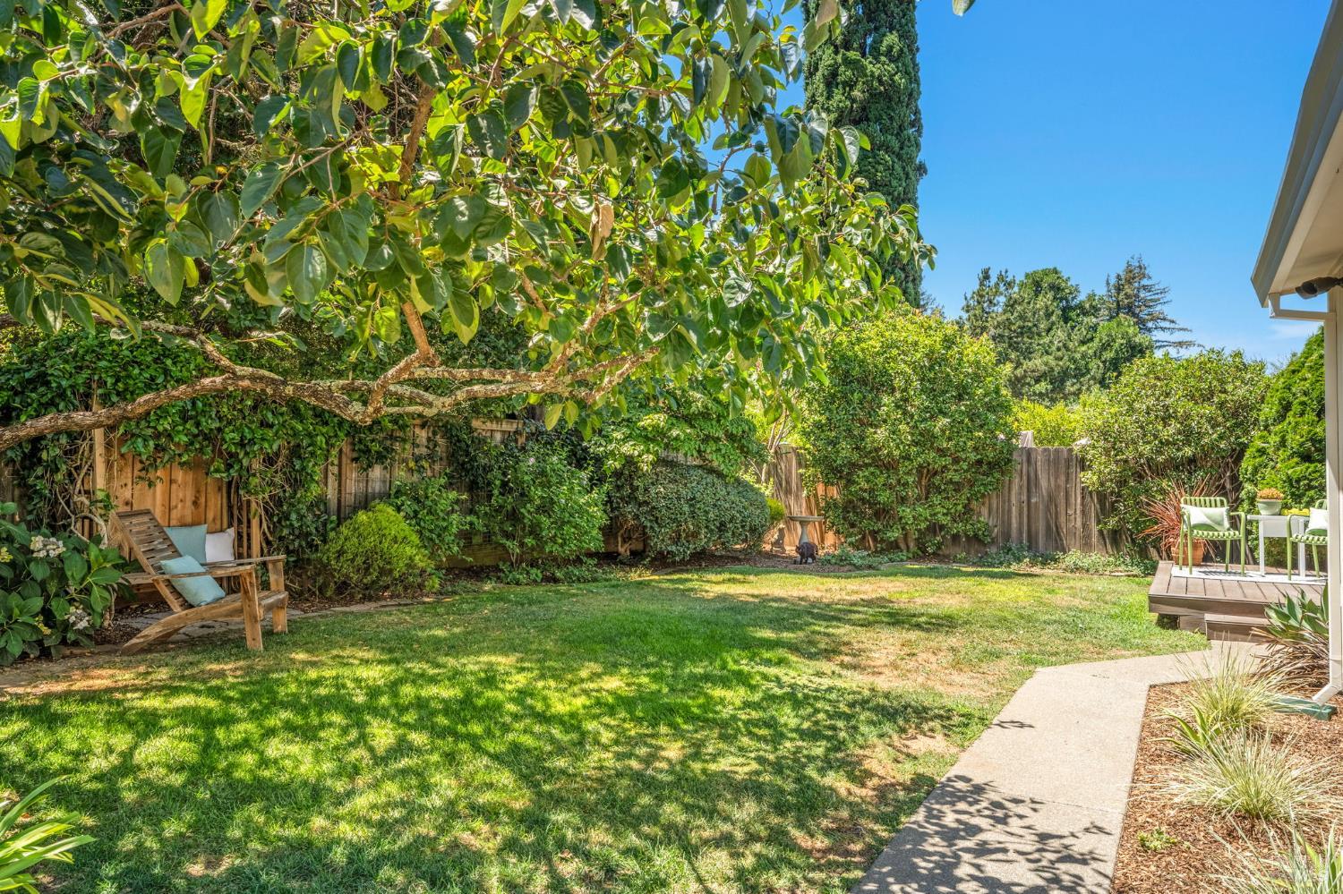 1739 Park Street St. Helena CA 94574