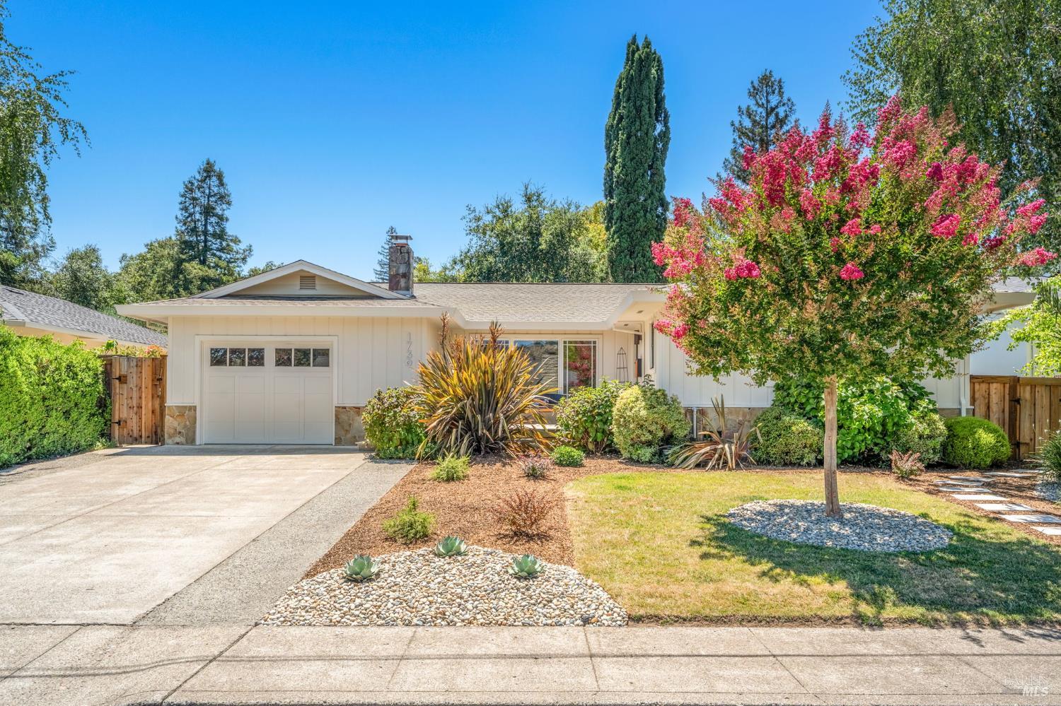 1739 Park Street St. Helena CA 94574