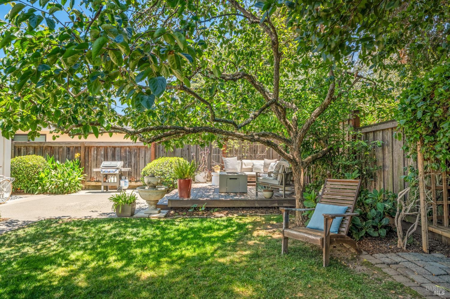 1739 Park Street St. Helena CA 94574