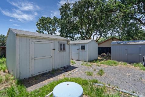 3966 Golden Gate Avenue Santa Rosa CA 95407