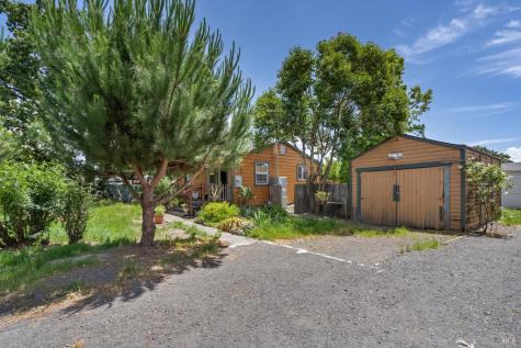 3966 Golden Gate Avenue Santa Rosa CA 95407