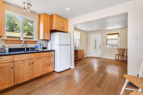 3966 Golden Gate Avenue Santa Rosa CA 95407