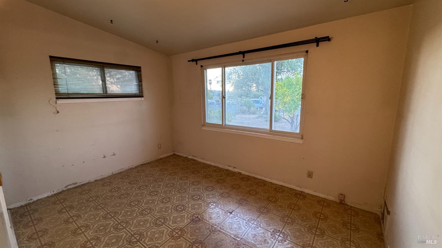 1008 Adrian Way San Rafael CA 94903