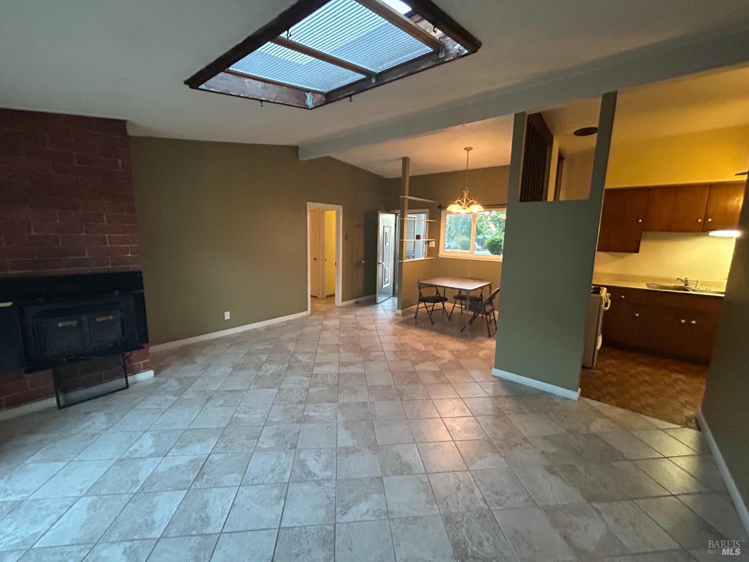 1008 Adrian Way San Rafael CA 94903