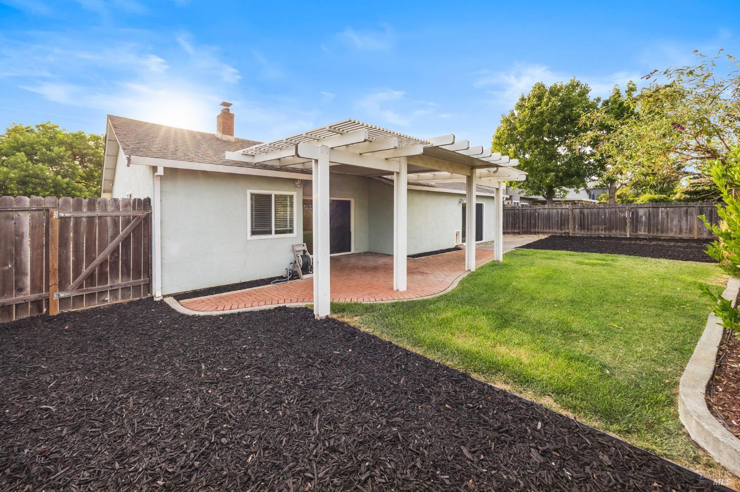1254 Granada Street Vallejo CA 94591