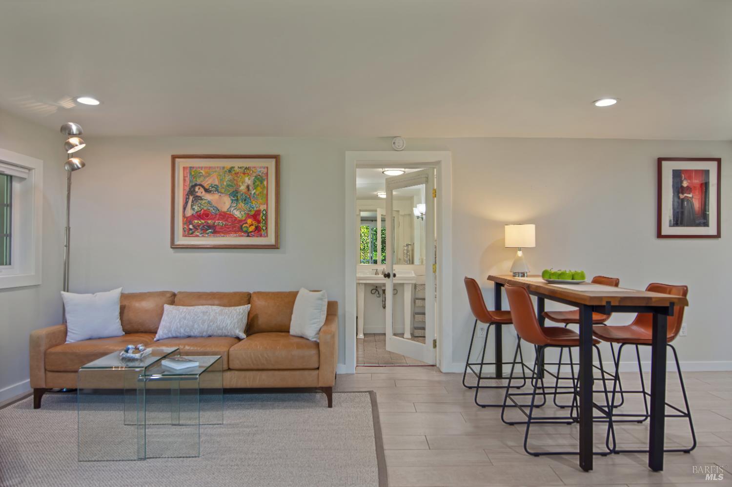 17217 Hillcrest Avenue Sonoma CA 95476