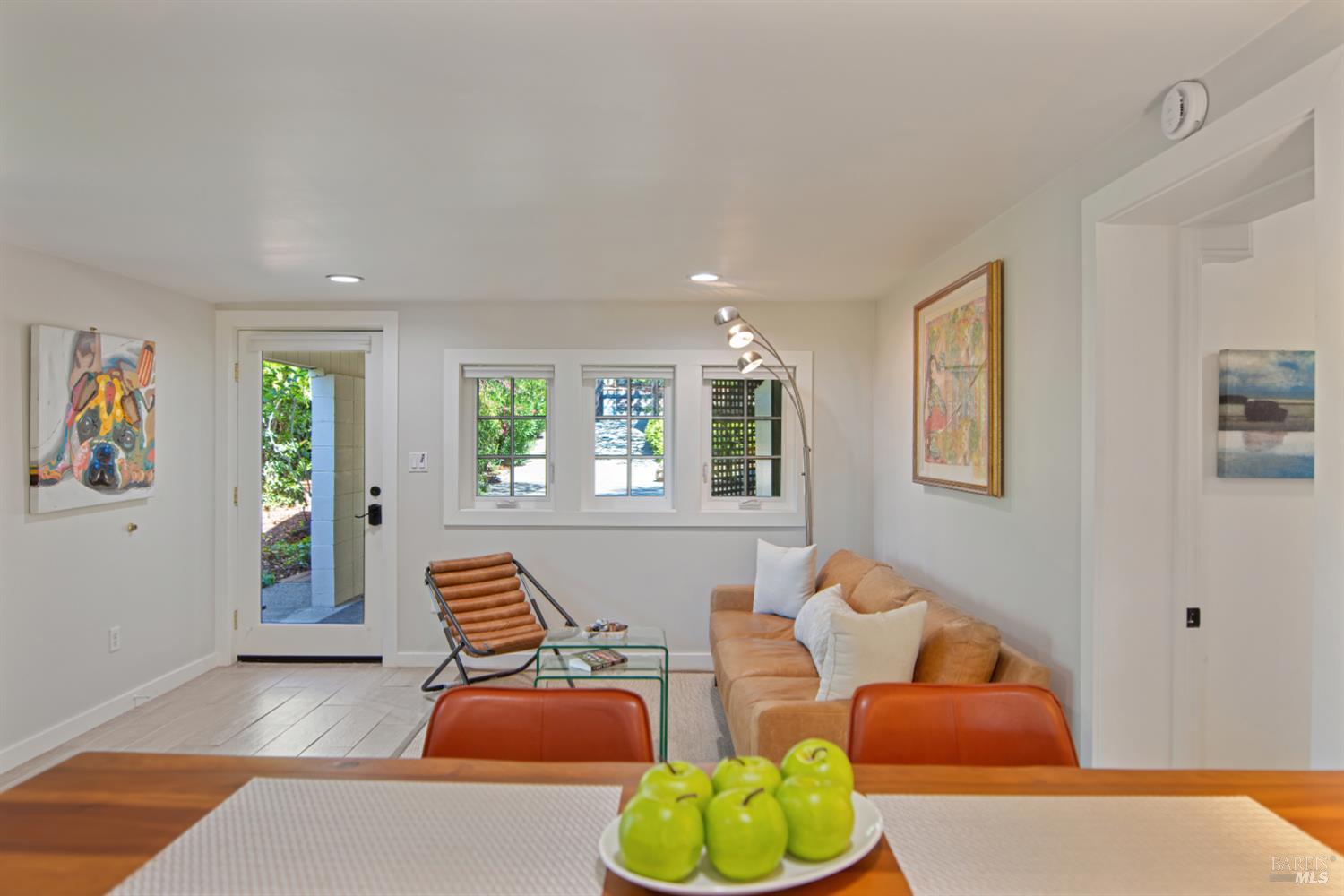 17217 Hillcrest Avenue Sonoma CA 95476