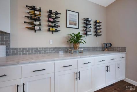 7447 Wendy Drive Rohnert Park CA 94928