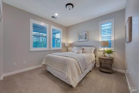 7447 Wendy Drive Rohnert Park CA 94928