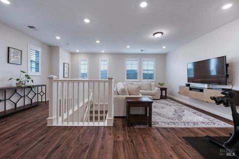 7447 Wendy Drive Rohnert Park CA 94928