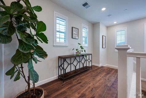 7447 Wendy Drive Rohnert Park CA 94928