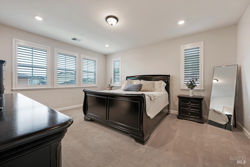 7447 Wendy Drive Rohnert Park CA 94928