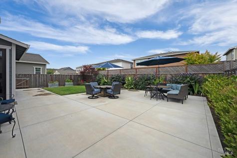 7447 Wendy Drive Rohnert Park CA 94928