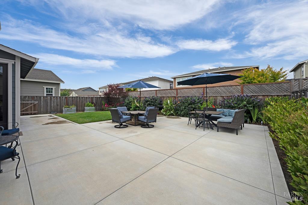 7447 Wendy Drive Rohnert Park CA 94928
