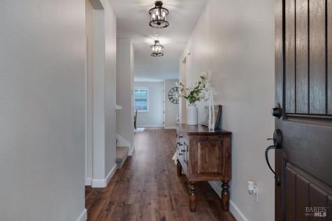 7447 Wendy Drive Rohnert Park CA 94928