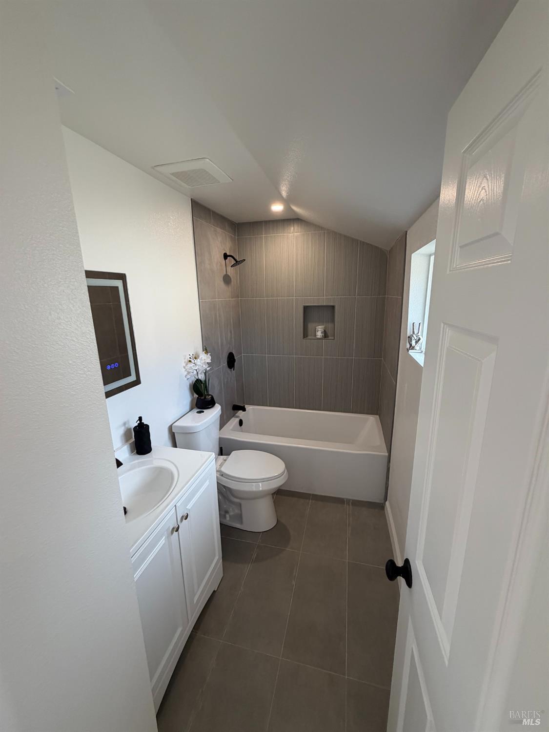 817 Brigham Avenue Santa Rosa CA 95404