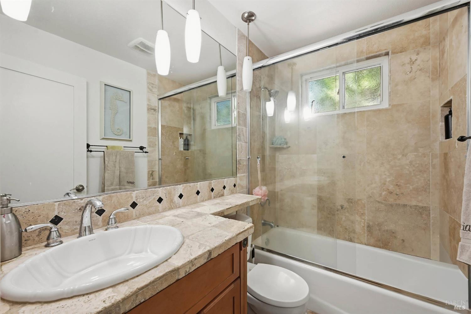 1000 Woodridge Drive Vacaville CA 95687
