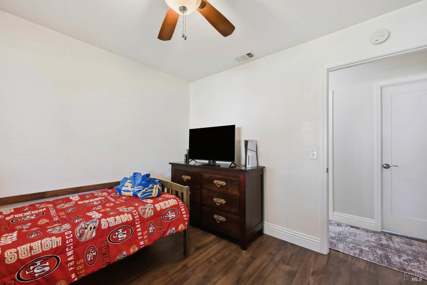 1000 Woodridge Drive Vacaville CA 95687