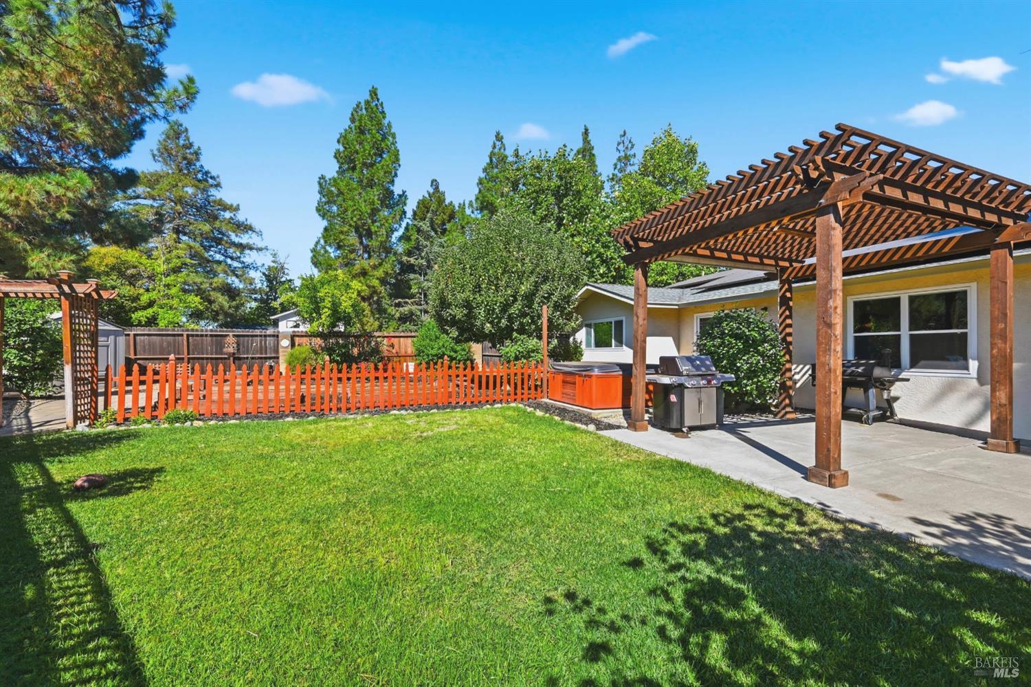 1000 Woodridge Drive Vacaville CA 95687
