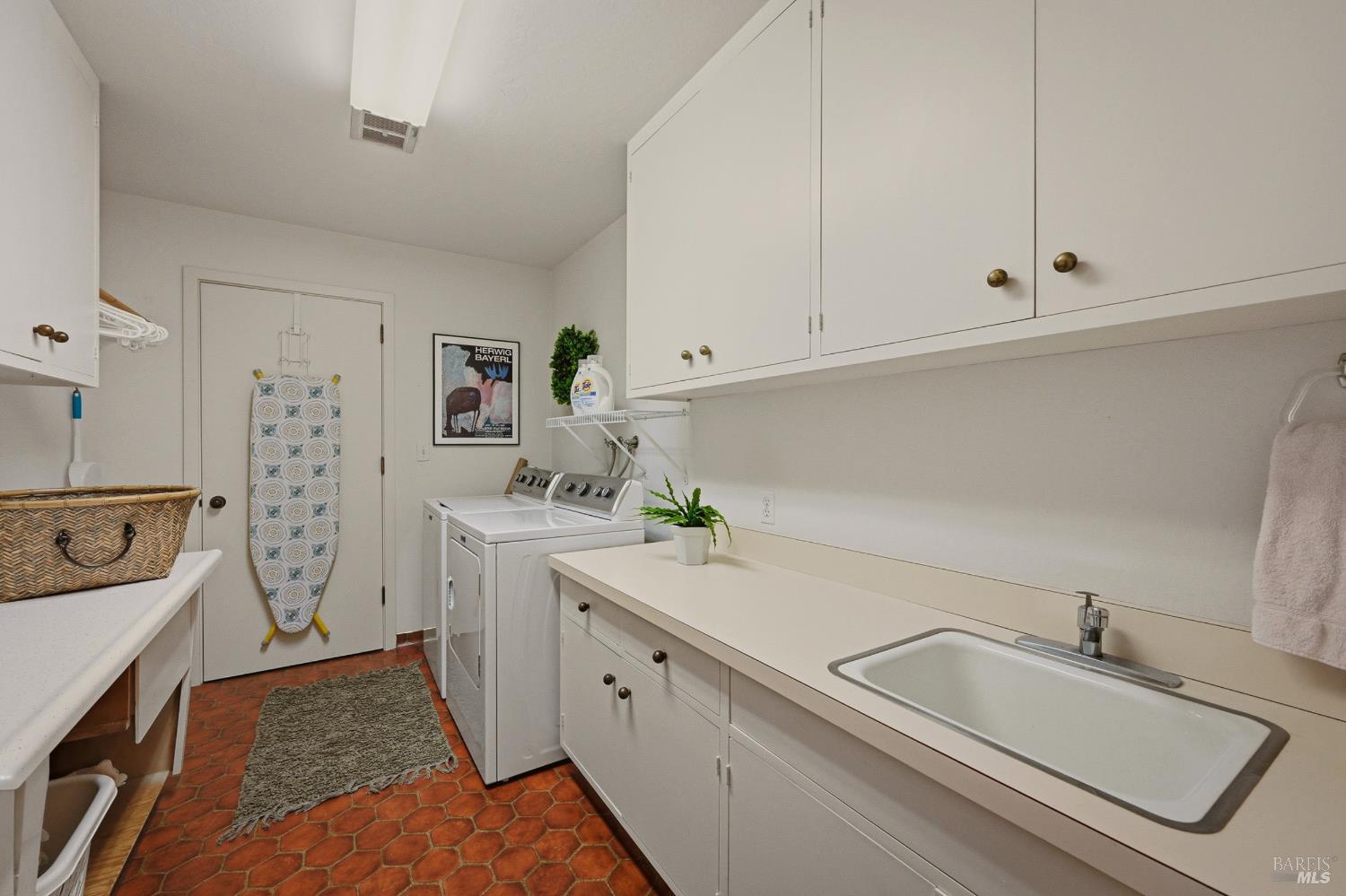 530 Westgate Drive Napa CA 94558