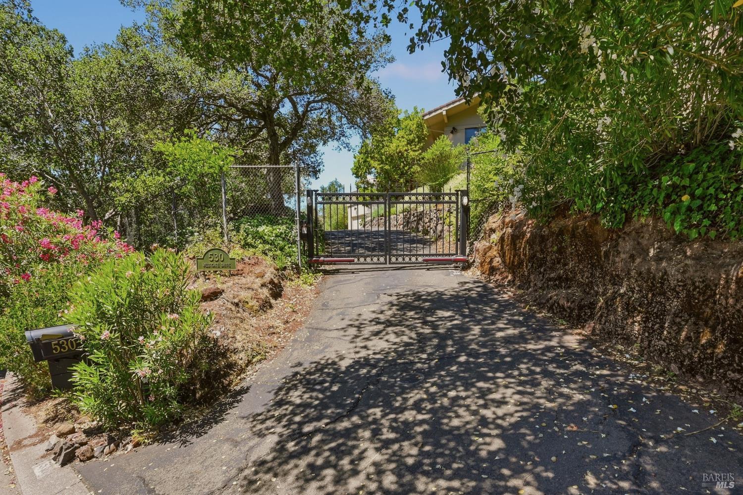 530 Westgate Drive Napa CA 94558