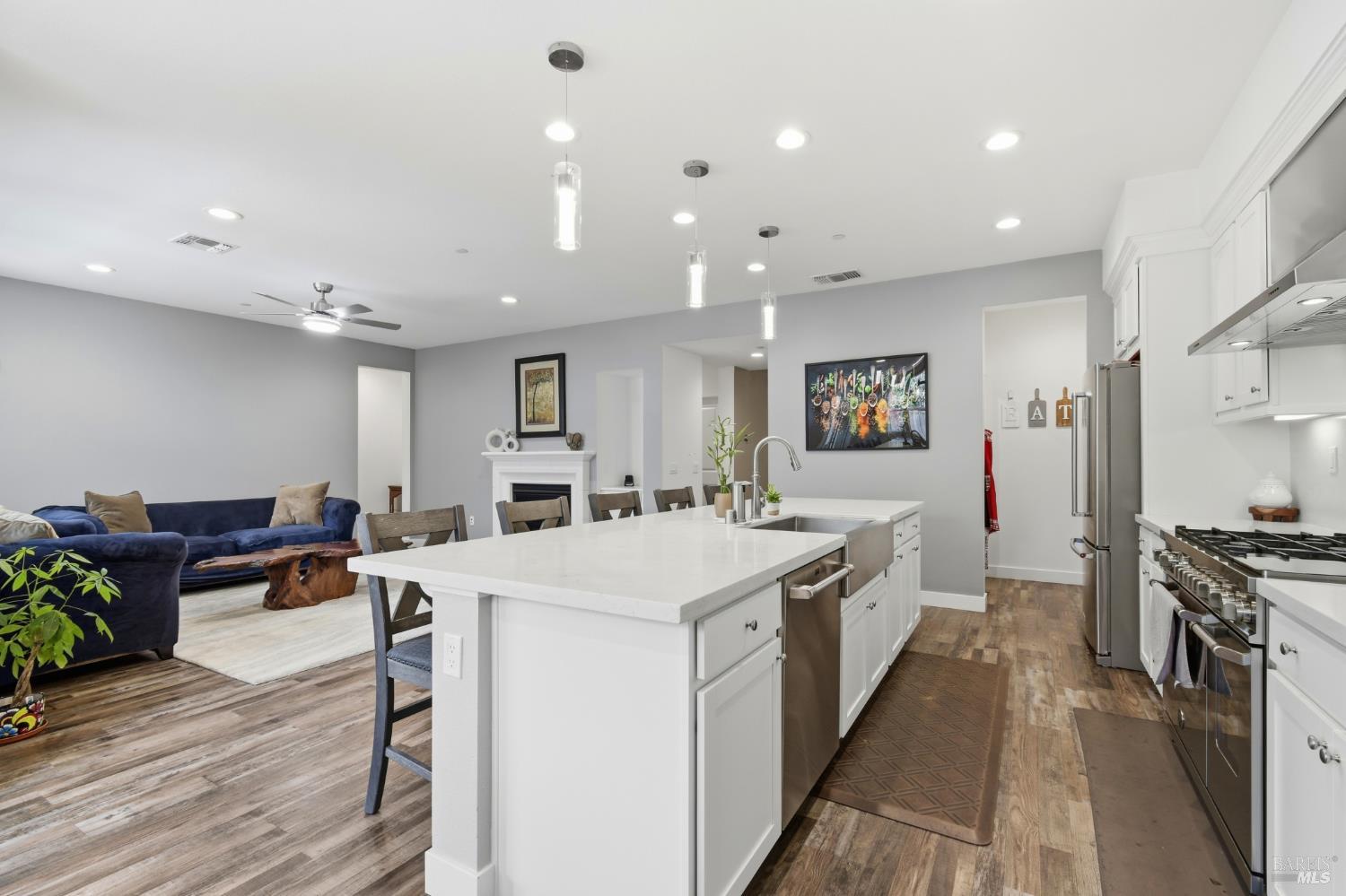 2571 Estery Lane Santa Rosa CA 95403