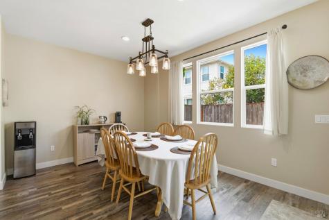 2571 Estery Lane Santa Rosa CA 95403