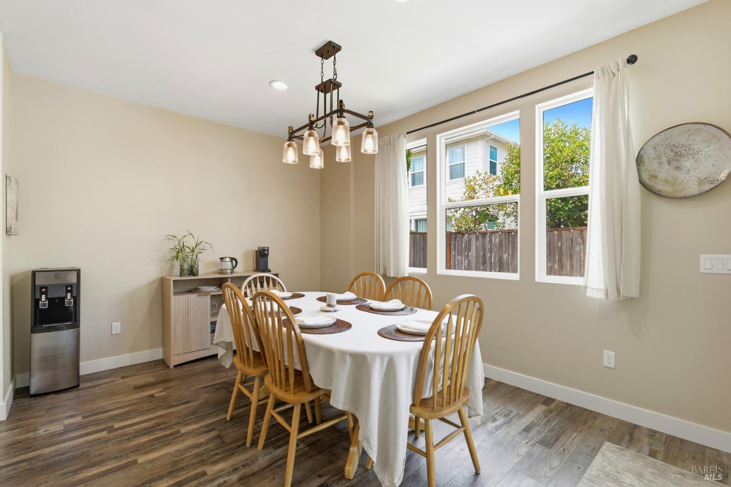 2571 Estery Lane Santa Rosa CA 95403