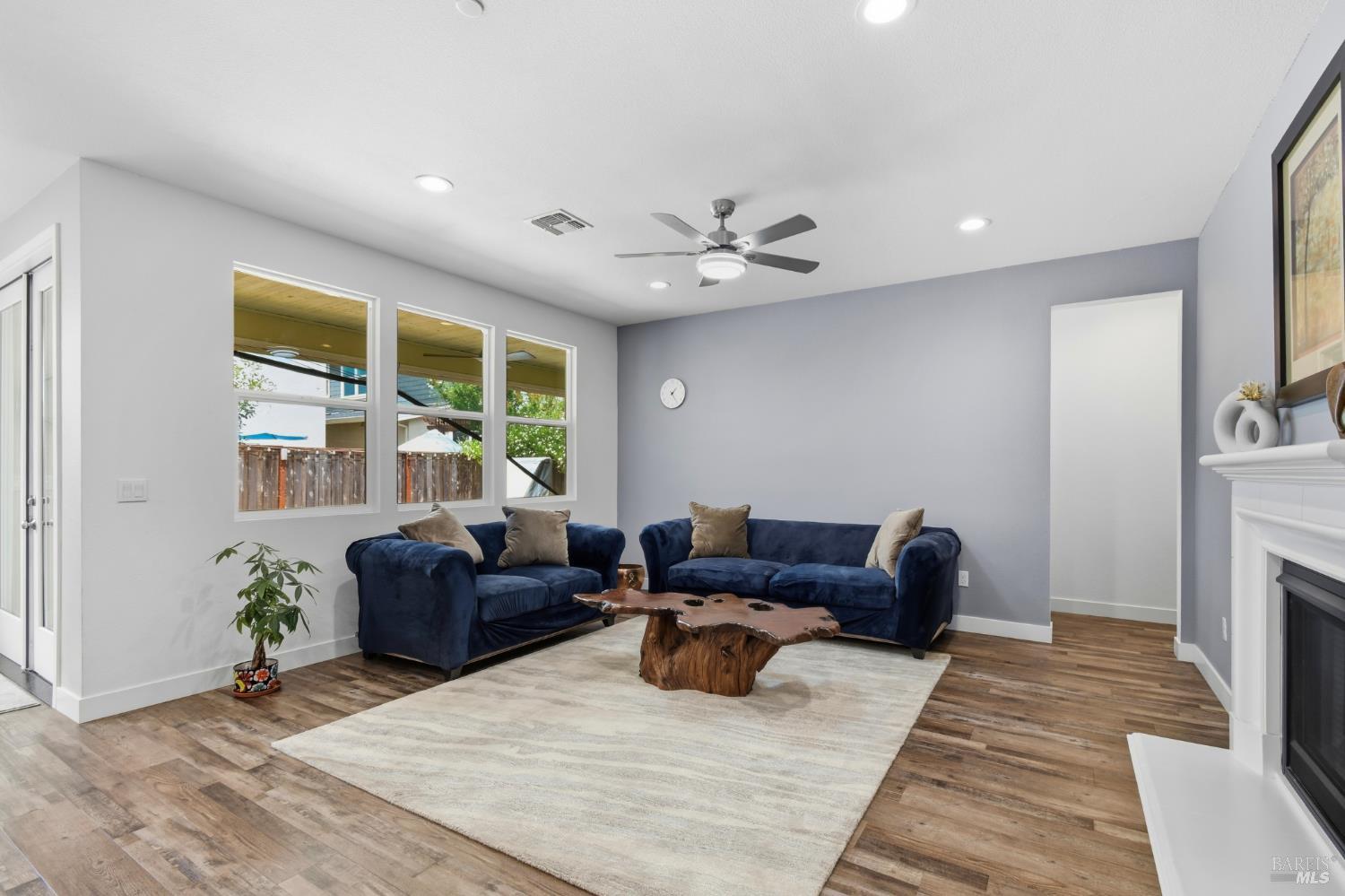 2571 Estery Lane Santa Rosa CA 95403