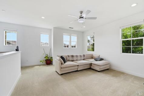 2571 Estery Lane Santa Rosa CA 95403