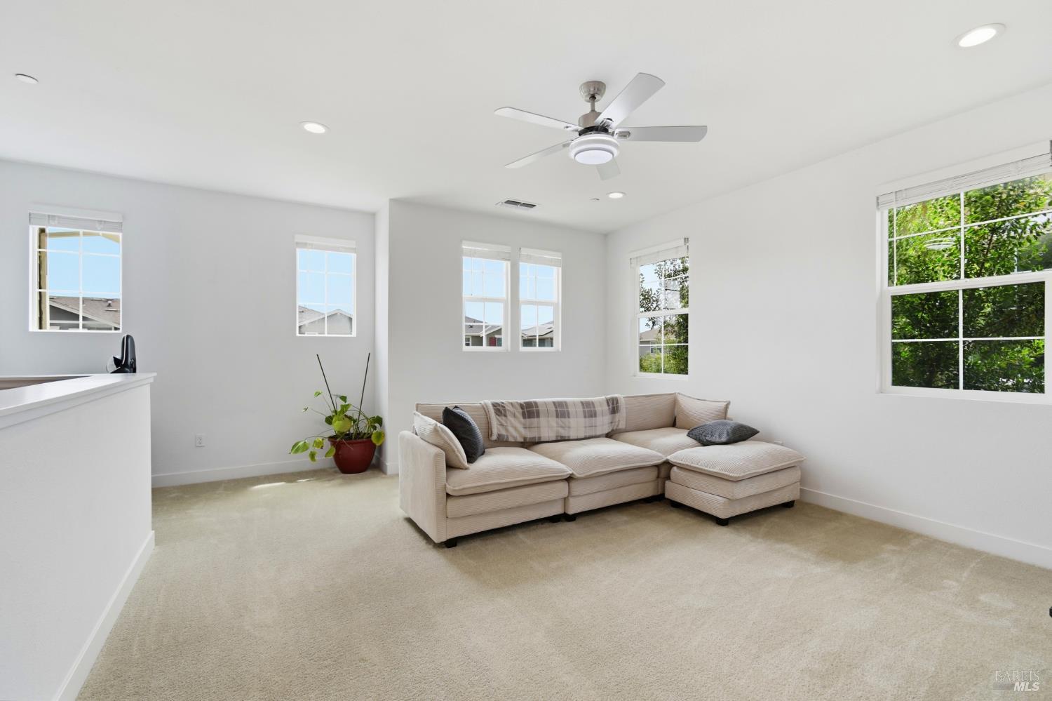 2571 Estery Lane Santa Rosa CA 95403