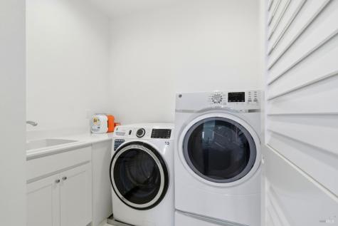 2571 Estery Lane Santa Rosa CA 95403