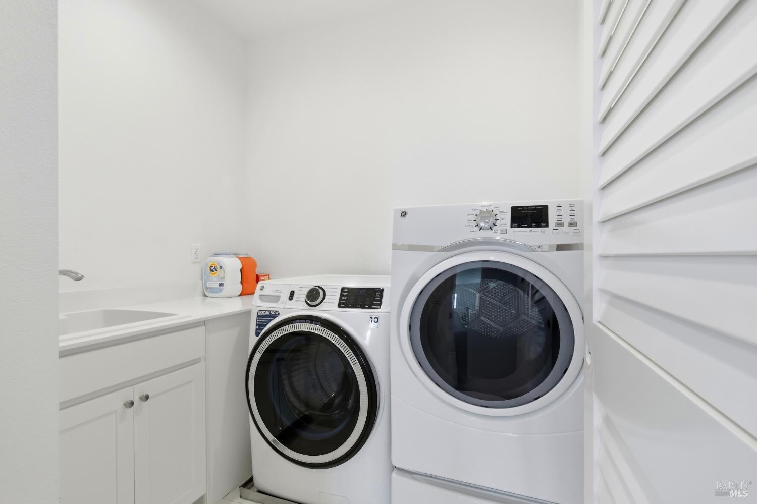 2571 Estery Lane Santa Rosa CA 95403