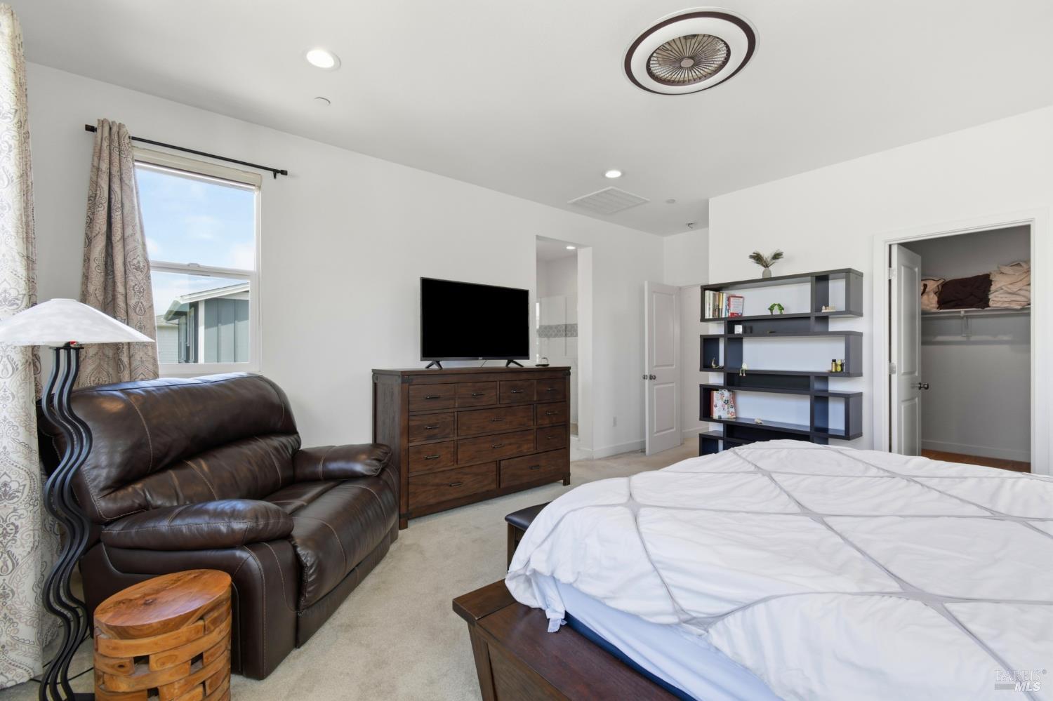 2571 Estery Lane Santa Rosa CA 95403