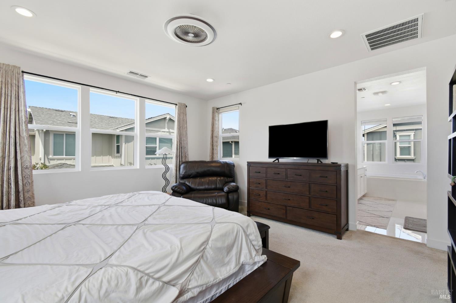 2571 Estery Lane Santa Rosa CA 95403