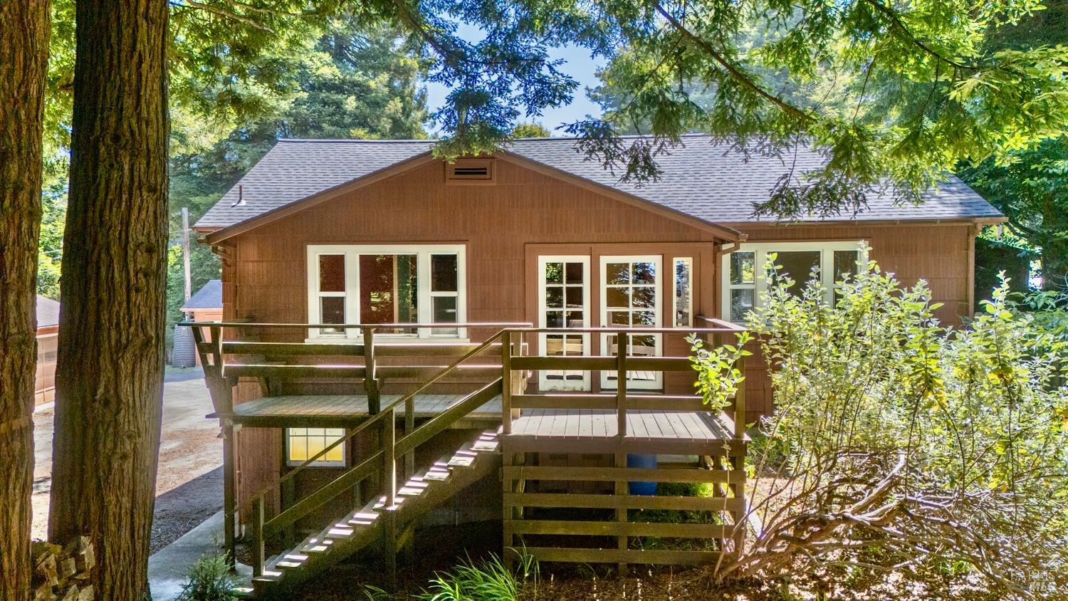 18961 Symes Lane Fort Bragg CA 95437