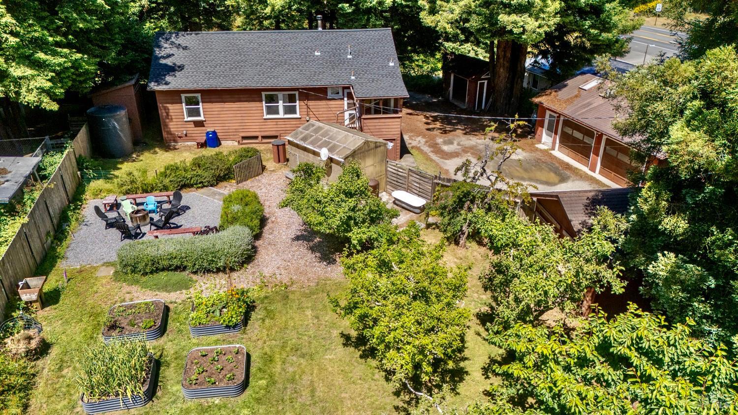 18961 Symes Lane Fort Bragg CA 95437