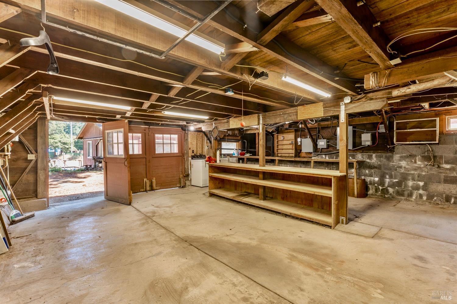 18961 Symes Lane Fort Bragg CA 95437