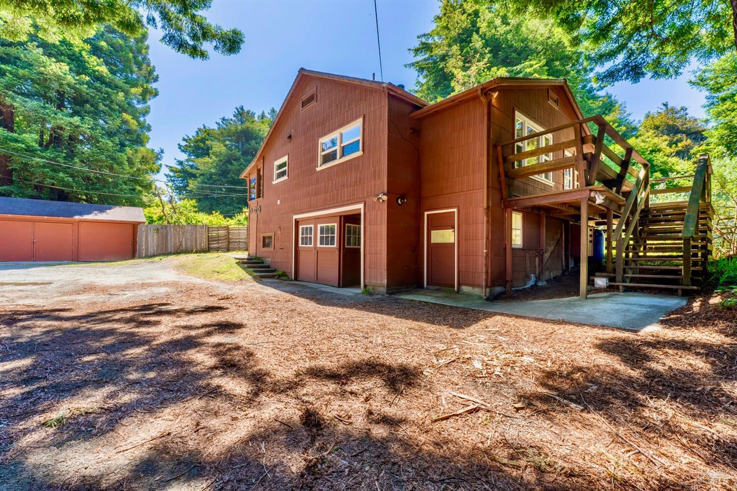 18961 Symes Lane Fort Bragg CA 95437