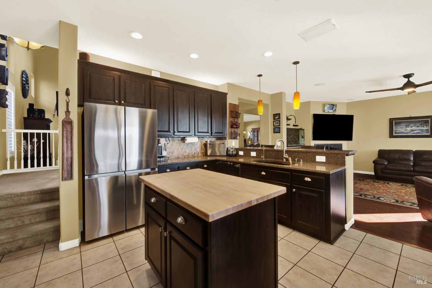 670 Ruby Drive Vacaville CA 95687