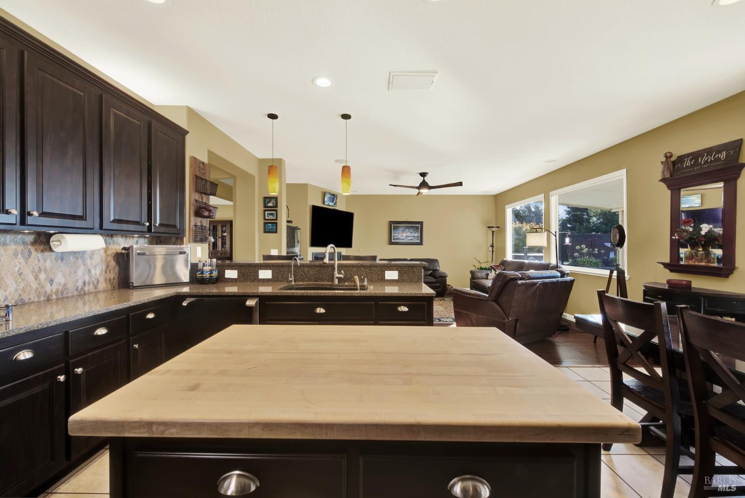 670 Ruby Drive Vacaville CA 95687