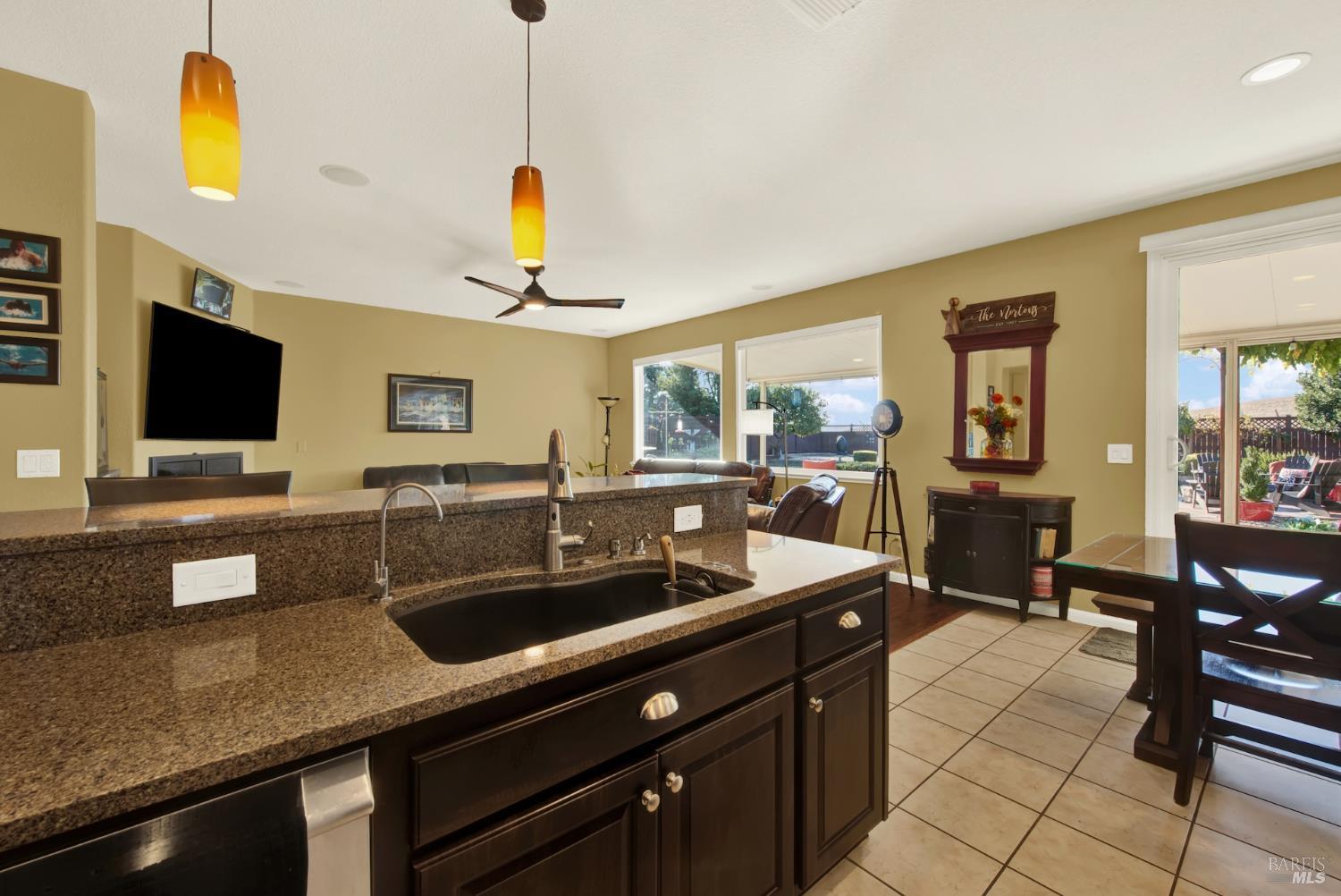 670 Ruby Drive Vacaville CA 95687