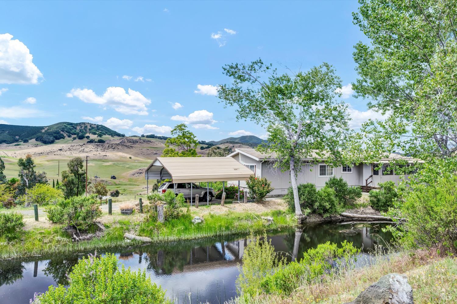4538 Hill Road Lakeport CA 95453