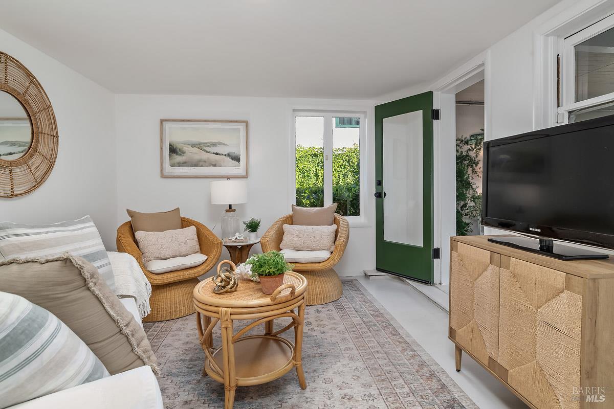 7 Rutherford Avenue San Anselmo CA 94960